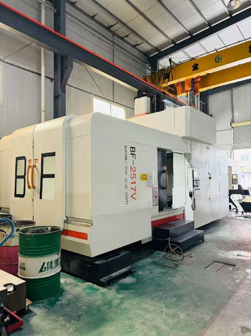 宝烽龙门加工中心BF-2517V