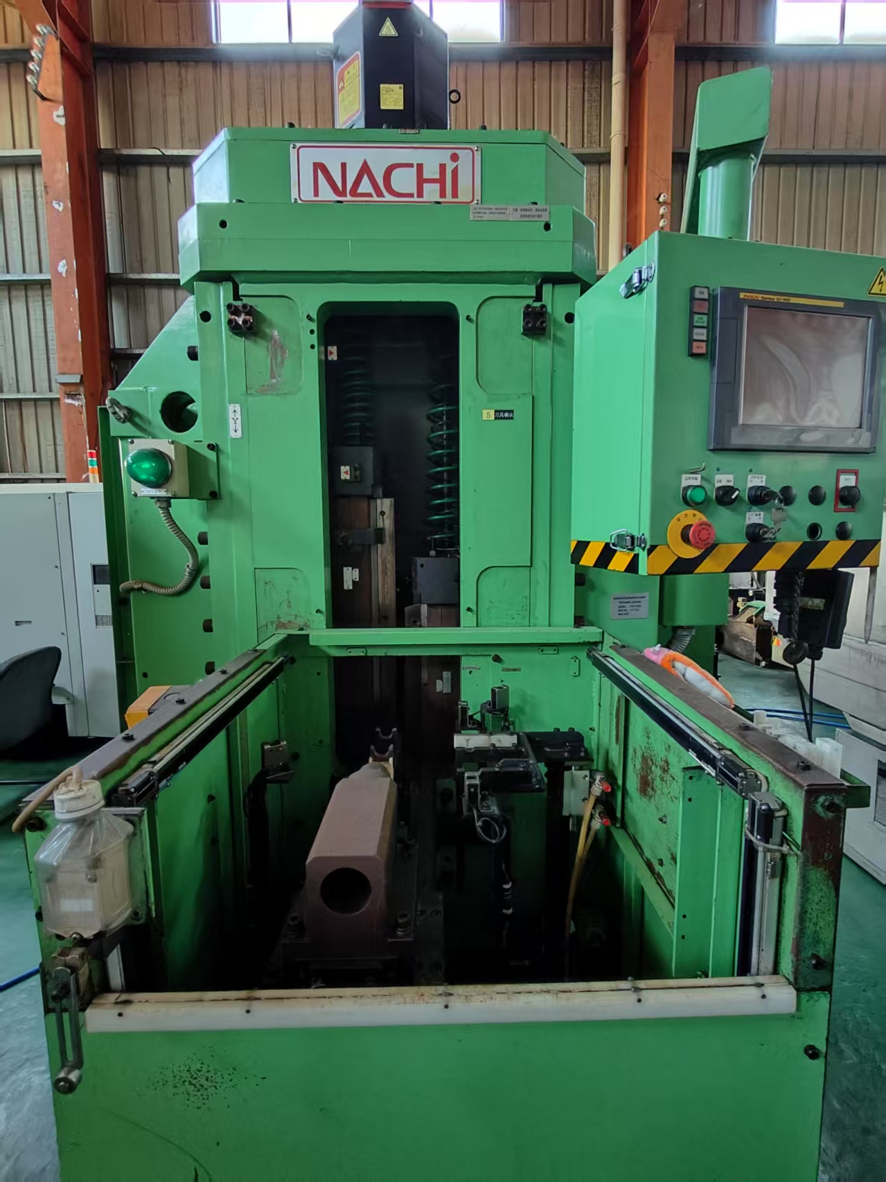 日本不二越PFM-610EM数控搓齿机